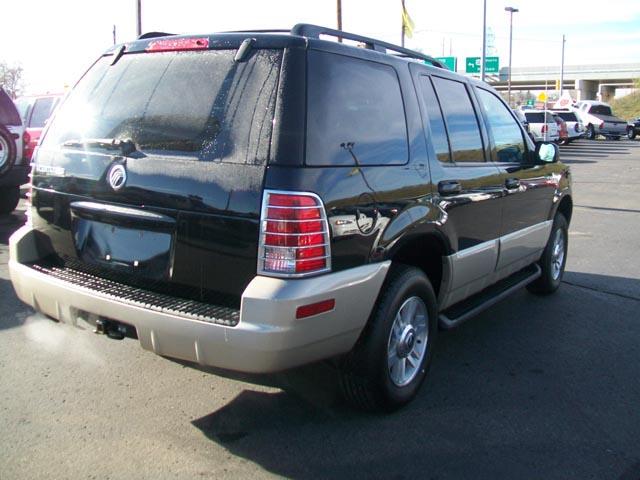 Mercury Mountaineer 2004 photo 3