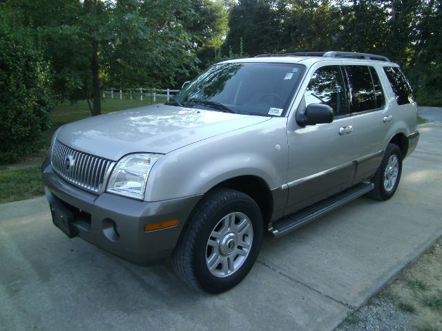 Mercury Mountaineer 2004 photo 4