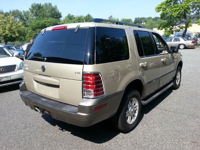 Mercury Mountaineer 2004 photo 18