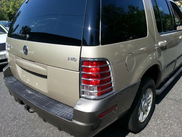 Mercury Mountaineer 2004 photo 5