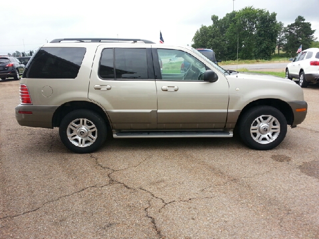 Mercury Mountaineer HB Gas/electric Hybrid SUV