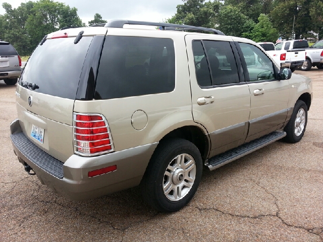 Mercury Mountaineer 2004 photo 4