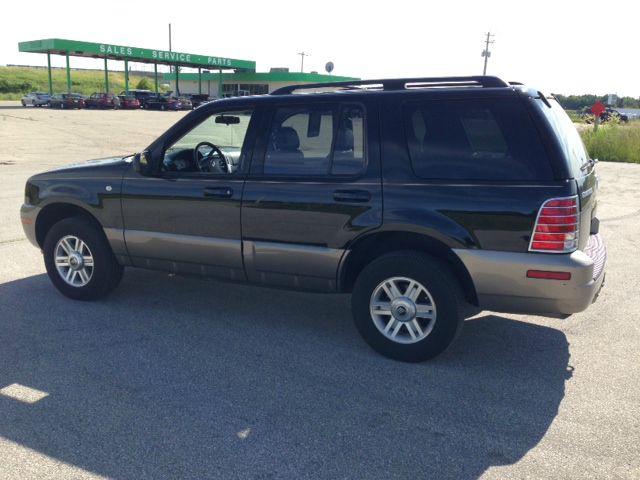 Mercury Mountaineer 2004 photo 4