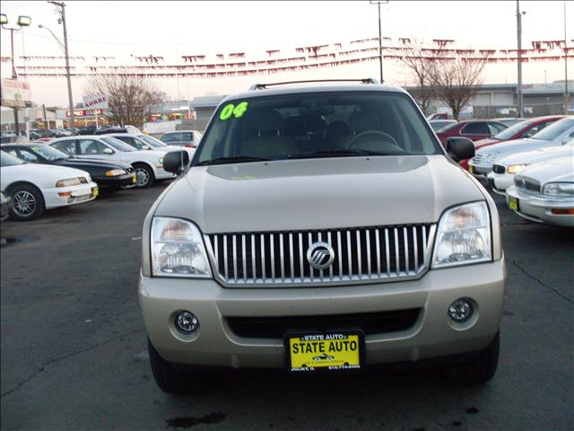 Mercury Mountaineer 2004 photo 3