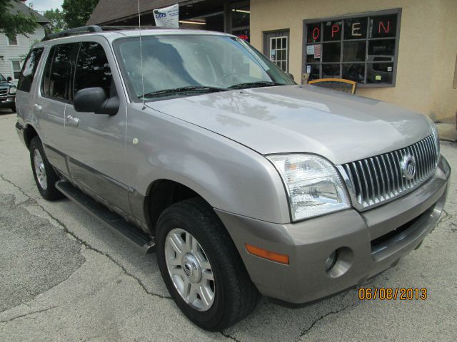 Mercury Mountaineer 2004 photo 10