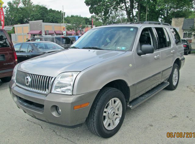 Mercury Mountaineer 2004 photo 26