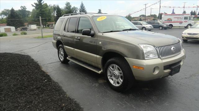 Mercury Mountaineer 2004 photo 3