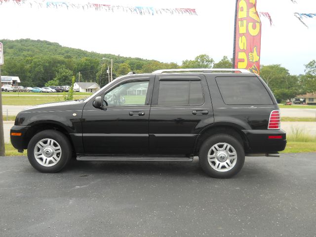 Mercury Mountaineer 2004 photo 1