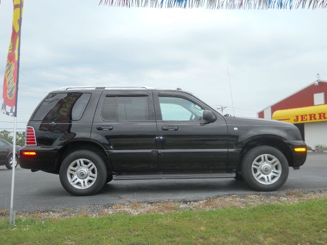 Mercury Mountaineer 2004 photo 3