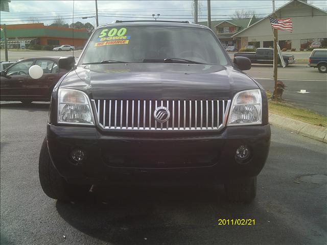 Mercury Mountaineer 2004 photo 1