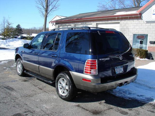 Mercury Mountaineer Laramie Sport Utility