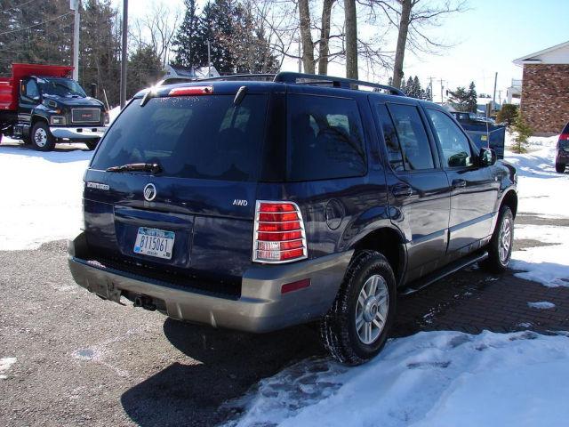 Mercury Mountaineer 2004 photo 1