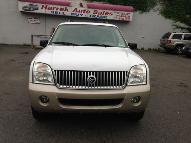 Mercury Mountaineer 2004 photo 3