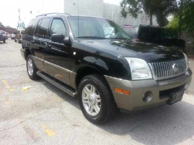 Mercury Mountaineer 2004 photo 4