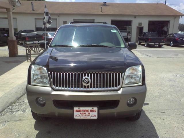 Mercury Mountaineer 2004 photo 1