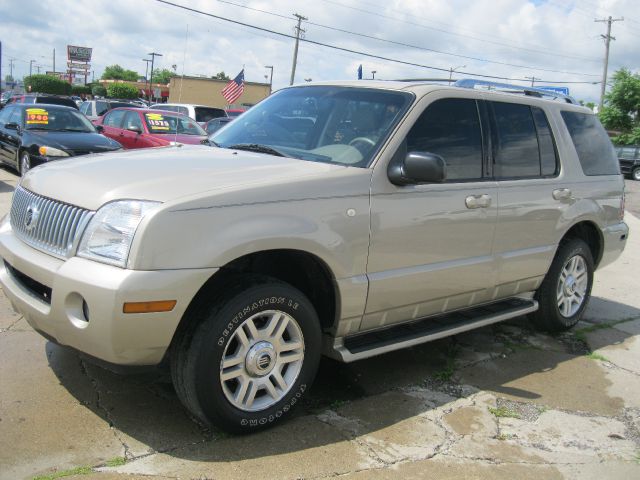 Mercury Mountaineer Crome SUV