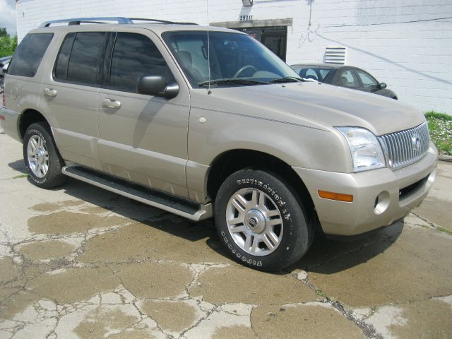 Mercury Mountaineer 2004 photo 4