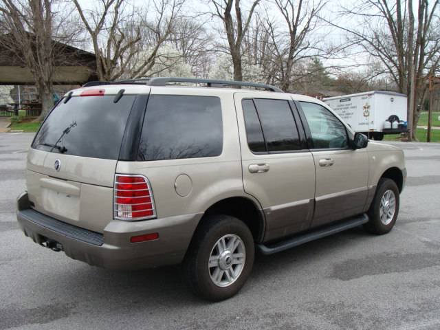 Mercury Mountaineer 2004 photo 3