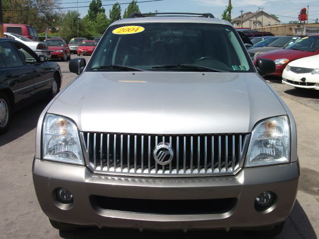 Mercury Mountaineer 2004 photo 3