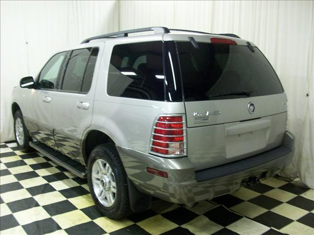 Mercury Mountaineer 2004 photo 3