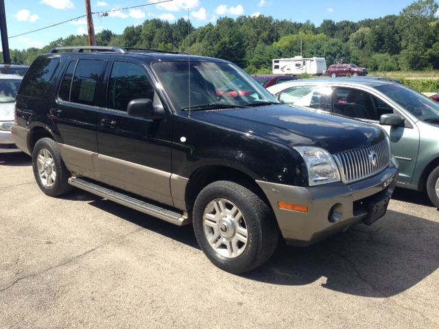 Mercury Mountaineer 2004 photo 3