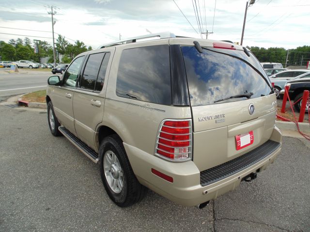 Mercury Mountaineer 2004 photo 17