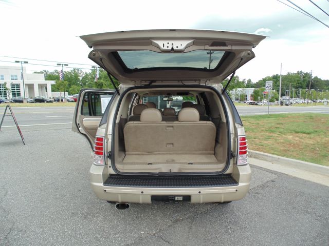 Mercury Mountaineer 2004 photo 19