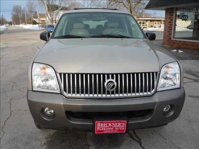 Mercury Mountaineer 2004 photo 1