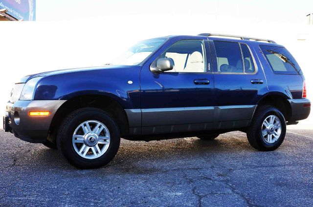 Mercury Mountaineer 2004 photo 15