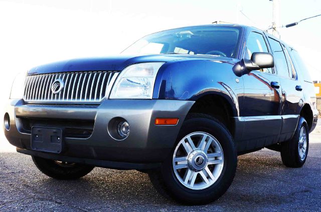 Mercury Mountaineer 2004 photo 8