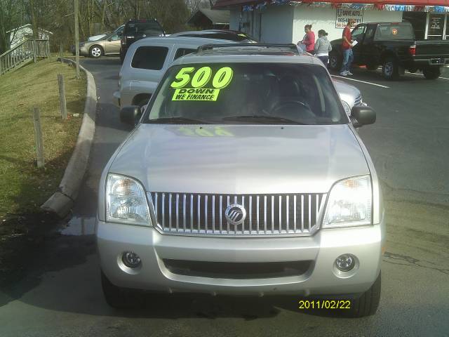 Mercury Mountaineer 2004 photo 1