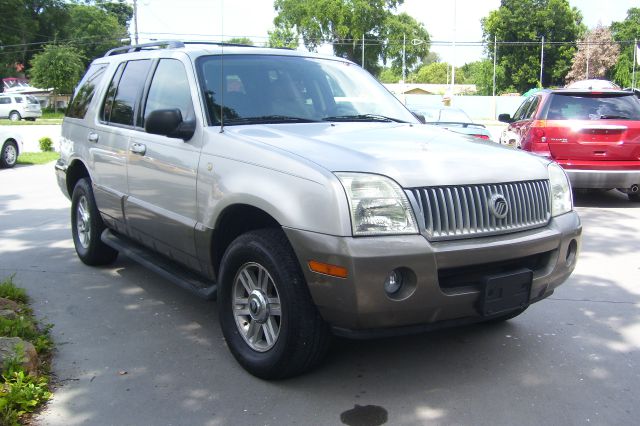 Mercury Mountaineer 2004 photo 3