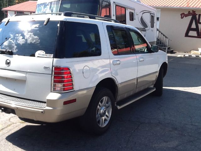 Mercury Mountaineer 2004 photo 4