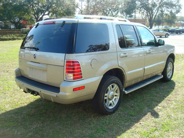 Mercury Mountaineer 2004 photo 2