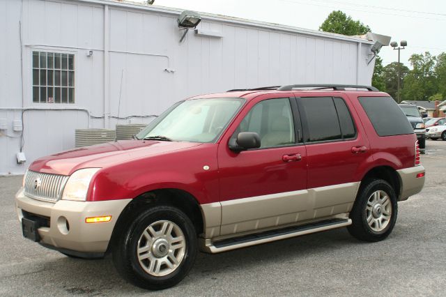 Mercury Mountaineer 2004 photo 13