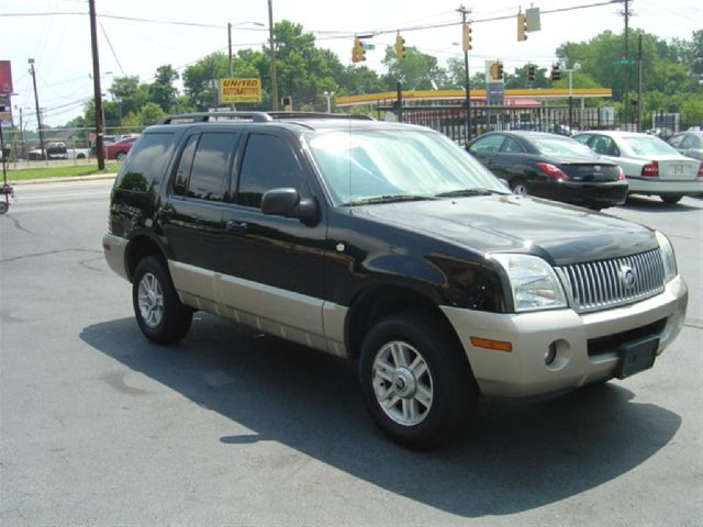 Mercury Mountaineer 2004 photo 3