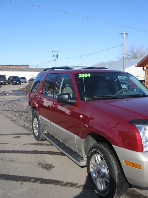 Mercury Mountaineer 2004 photo 3