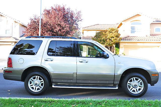 Mercury Mountaineer 2004 photo 4