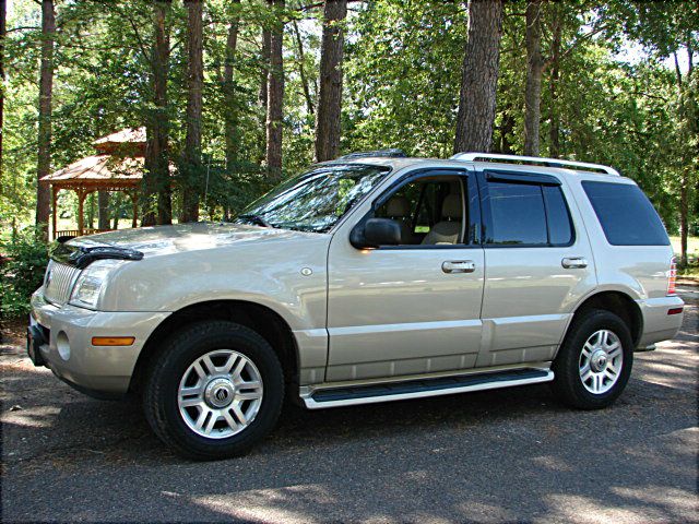 Mercury Mountaineer 2004 photo 4