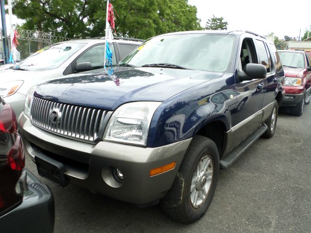 Mercury Mountaineer 2004 photo 3