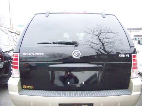 Mercury Mountaineer 2004 photo 1