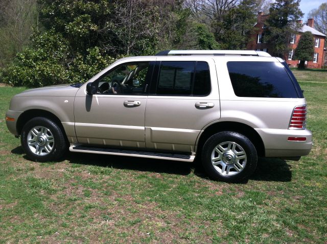 Mercury Mountaineer 2005 photo 1