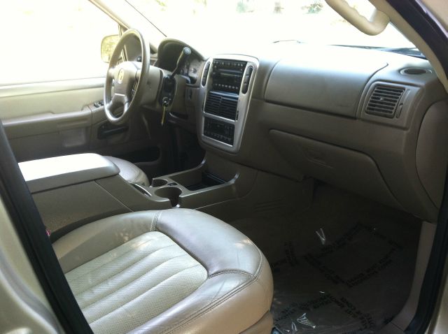 Mercury Mountaineer 2005 photo 20