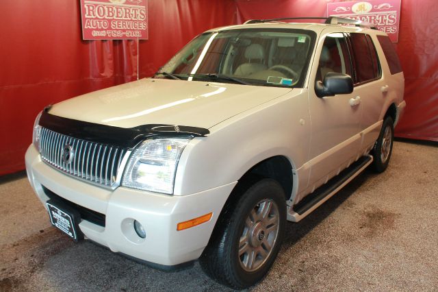 Mercury Mountaineer 2005 photo 2