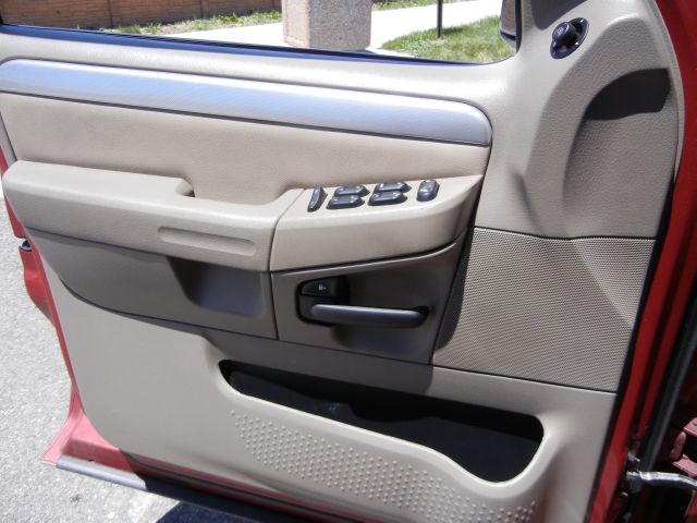 Mercury Mountaineer 2005 photo 20