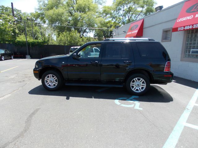 Mercury Mountaineer 2005 photo 1