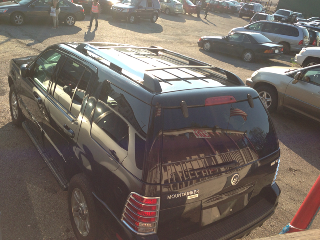 Mercury Mountaineer 2005 photo 1