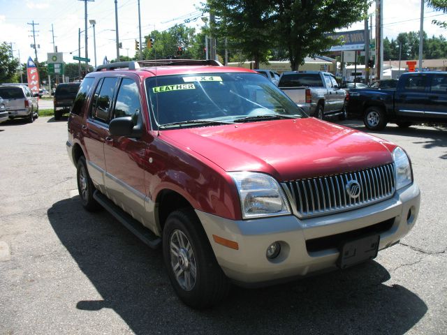 Mercury Mountaineer 2005 photo 2