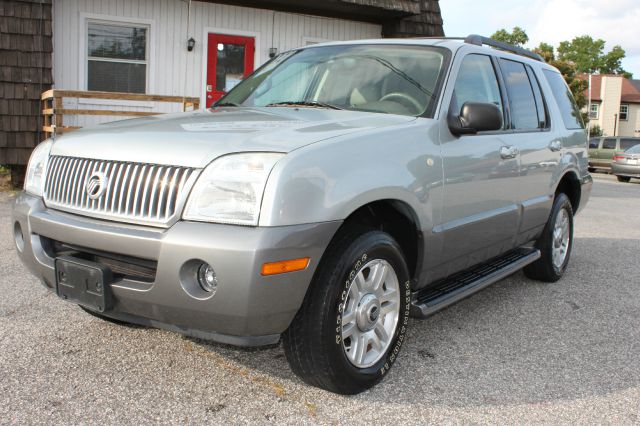 Mercury Mountaineer 2005 photo 2