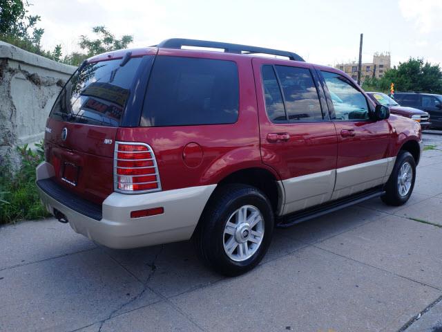 Mercury Mountaineer 2005 photo 1